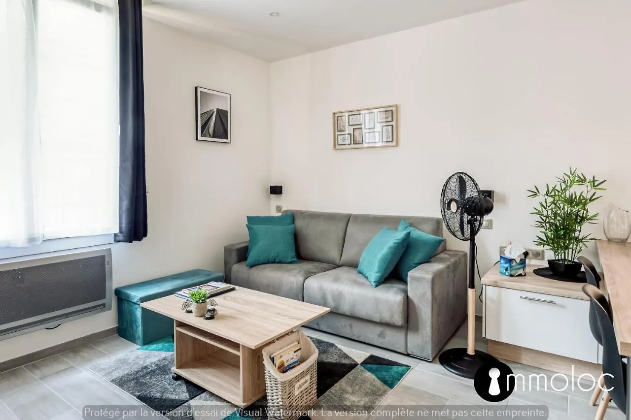 Hyper Central Studio 2 Minutes Walk From 